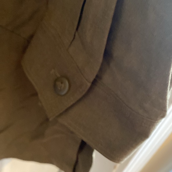 Dana Buchanan women’s 16 Olive button down silk jacket - Picture 4 of 5